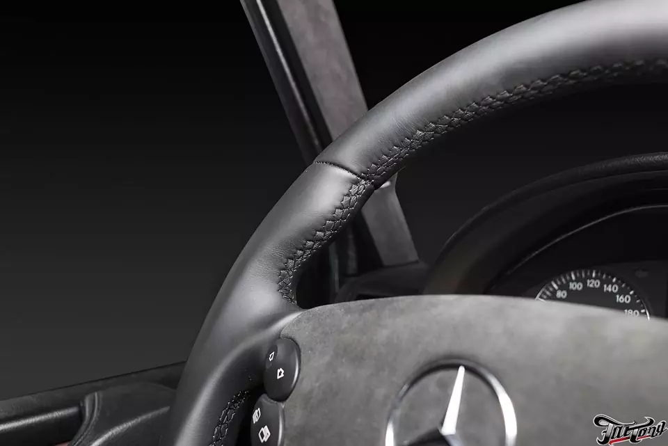 Mercedes G class. Изменение геометрии руля. Антихром кузова. Тюнинг фар.